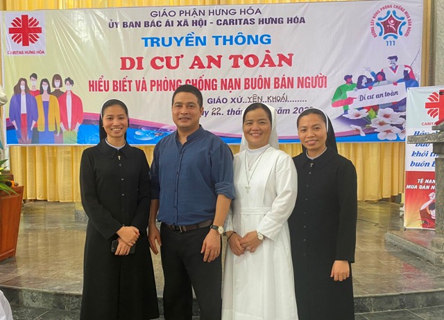 Nữ tu Maria Trần Thị Bích Trâm với Caritas Hưng Hóa